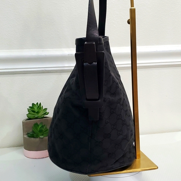 ๐ฎ๐น Gucci Black GG Canvas Monogram Leather Trim Bucket Shoulder Bag ๐ฎ๐น ๐ค๐ค - Picture 5 of 17